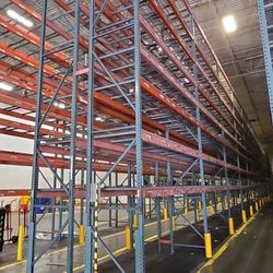 Used Pallet Rack Beams 12 Foot Industrial Teardrop Style Beams Upright Wire Deck