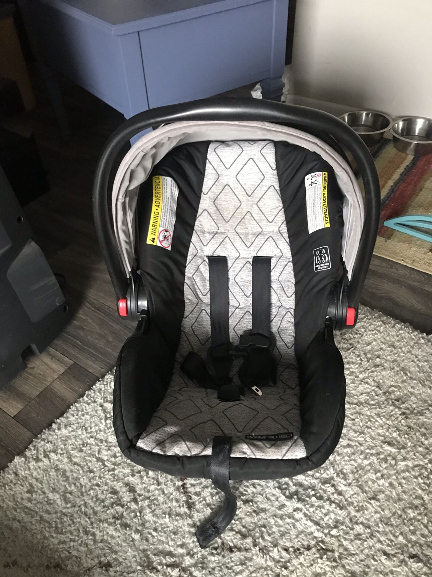 Graco SnugRide SnugLock 30 Infant Car Seat (no base)