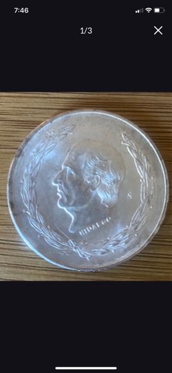 1953 - Silver Hidalgo Cinco Pesos World Coin