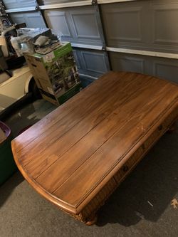 Tommy Bahama Table