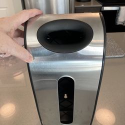 Bag Storage, Stainless.