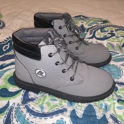 Boys Grey Boots For Sale Size 4y📲✅