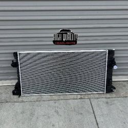 Ford F150  2015. 2020 Radiator.