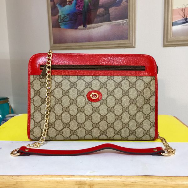Gucci GG Pattern Monogram Shoulder Bag Red for Sale in Mesa, AZ - OfferUp
