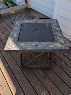 Outdoor fireplace