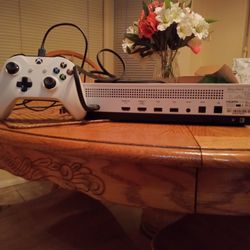 Xbox One S        Model #1681
