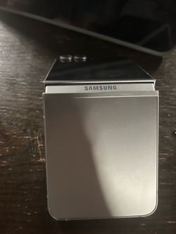 Samsung Galaxy Z Flip 7 FE