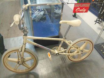 Schwinn predator freestyle hot sale