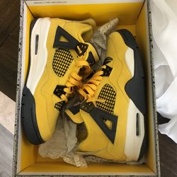 Lightning 4s Size 5,5