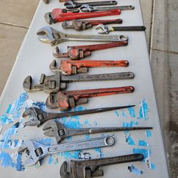 Wrenches Monkey Pipe Adjustable Wrenches Various Sizes