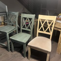 Set of 6 wooden chairs (4 for dining table and 2 high chairs). Modern Rustic Style.
