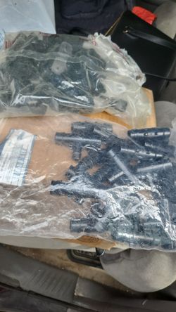 Polyethylene pipe clamps