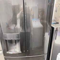 Refrigerator 36 Inches Black Stainless Steel 