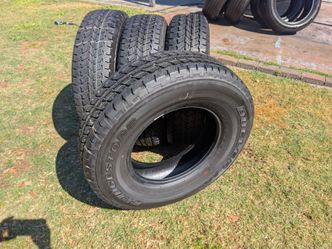 New 255/75/17 Bridgestone dueler at tires