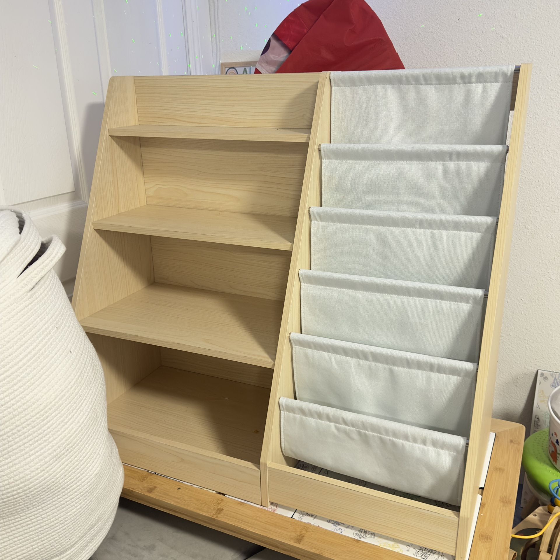 Book Shelf- Toy Storage - $100 Firm !!! Literally Brand New Build 