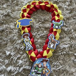 Graduation  lei