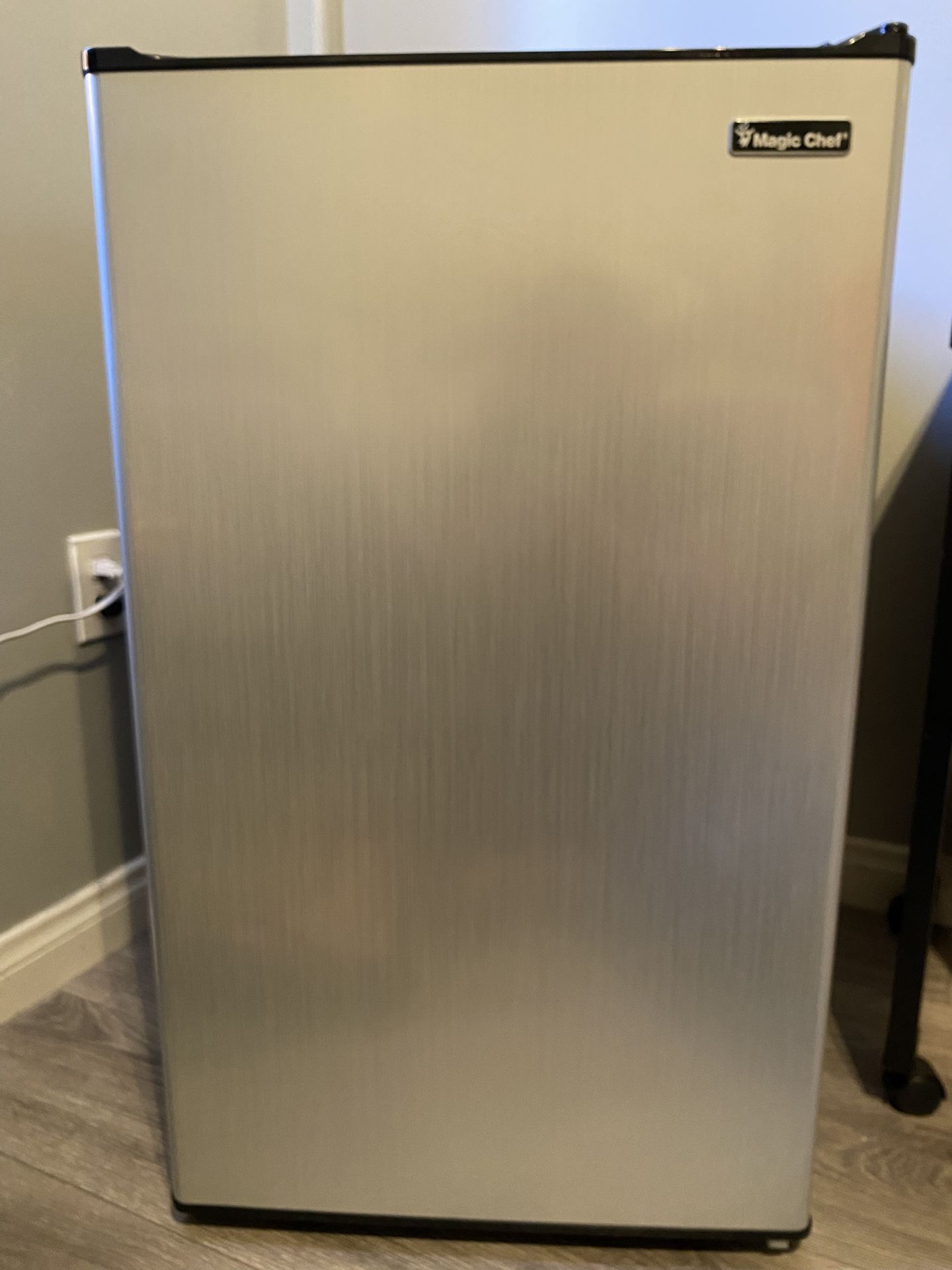 Vendo Hermosa Mini Nevera