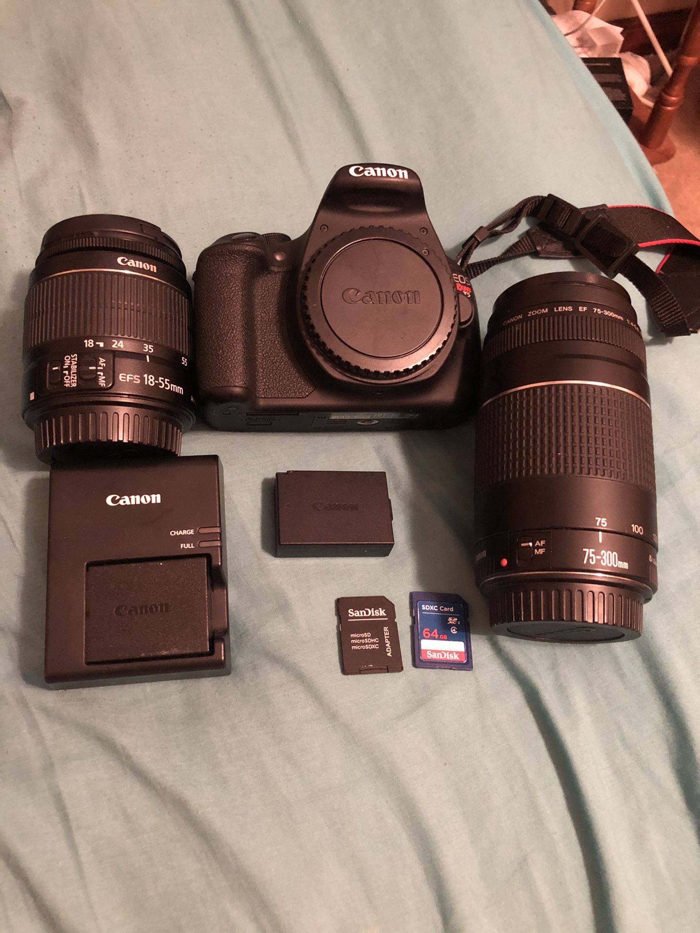Canon T5 DSLR Camera