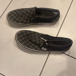 VANS, size 6 $10.00