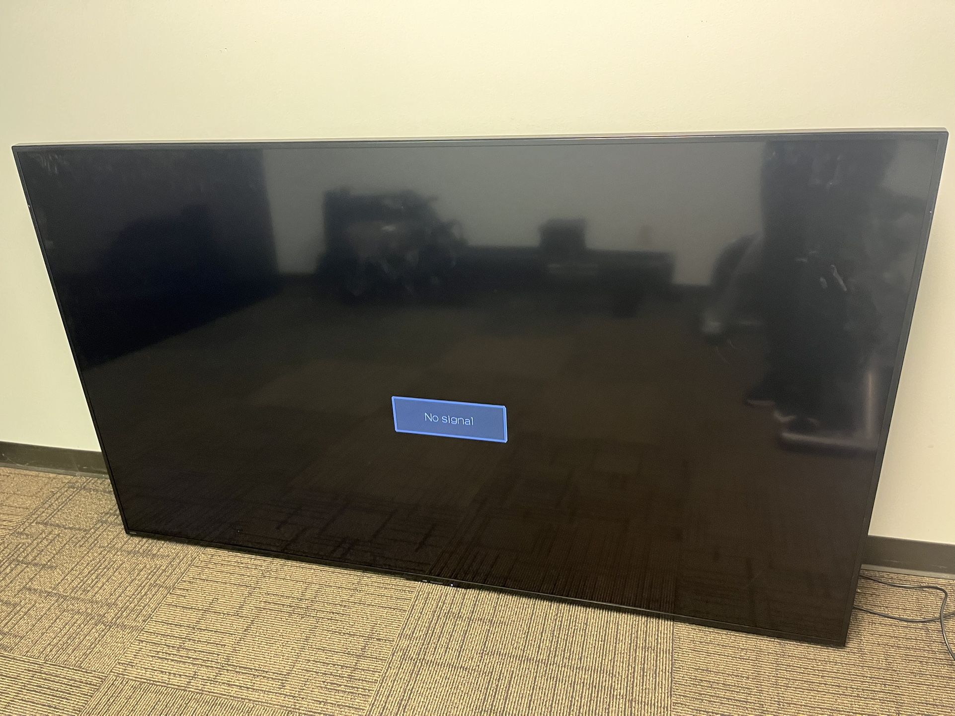 Sharp Aquos HD 80" And LED Smart TV - Model: LC 80LE661U