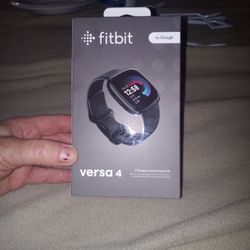 Fitbit Versa 4
