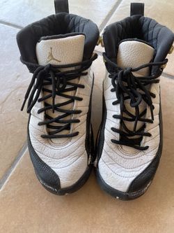 Jordan 12 Size 5.5 Youth
