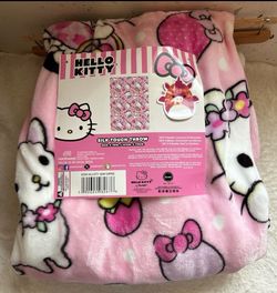 Hello kitty Easter Throw 