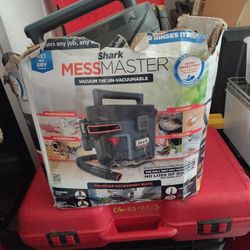 Shark MessMaster Wet/Dry Portable Vacuum