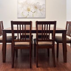 Dining Room Table +6 Chairs 