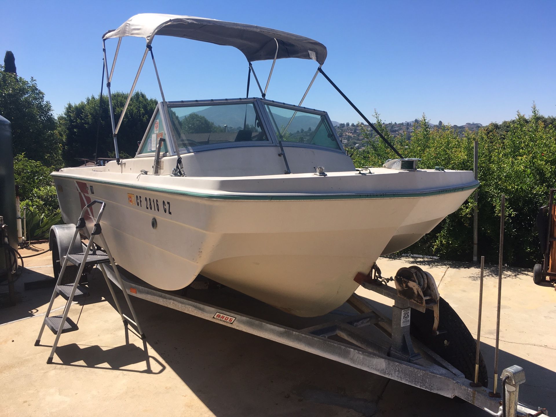 140 mercruiser. 1967 thunderbird 18 ft.