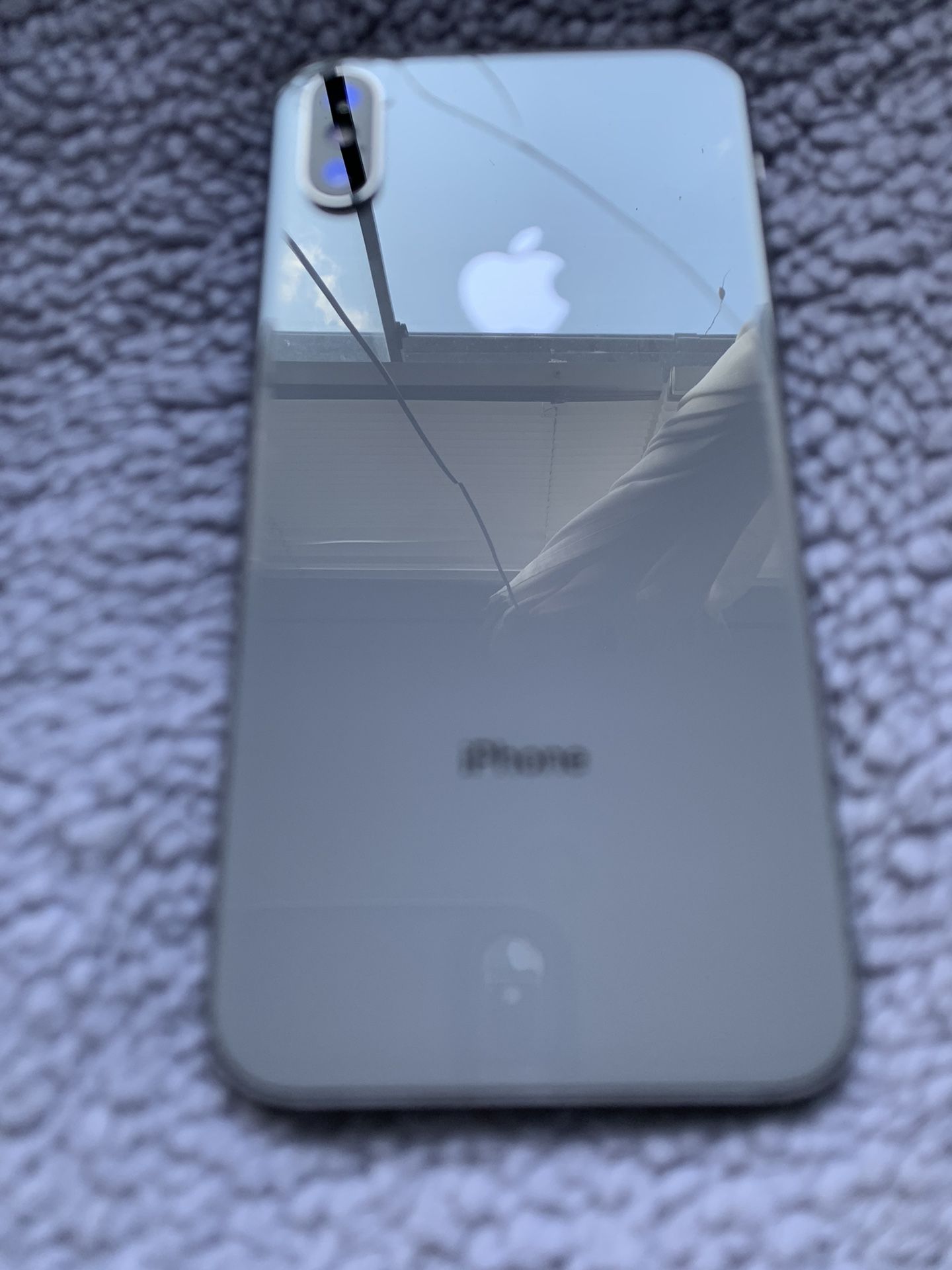 iPhone X