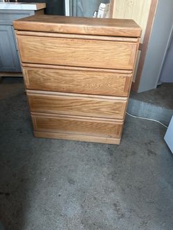 4-Drawer Dresser