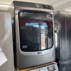 New Scratch And Dent Maytag Front Load Washer And Dryer Set. 1 Year Warranty 