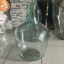 Medium Vase