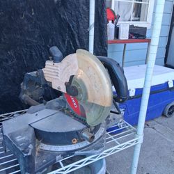 Mitter saw