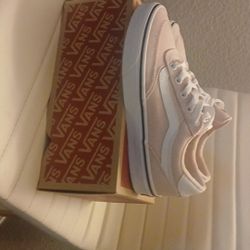 Vans Brooklyn LS Low Top Sneaker 