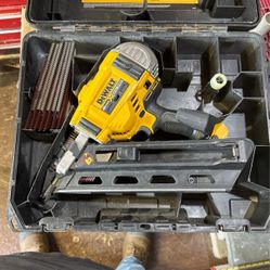 Dewalt framing nail Gun