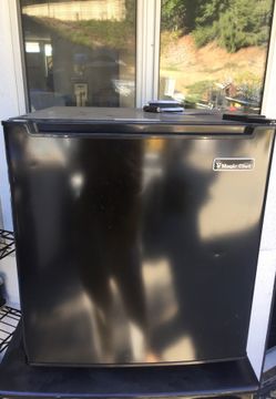  mini refrigerator New