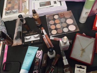 Women Perfume And More