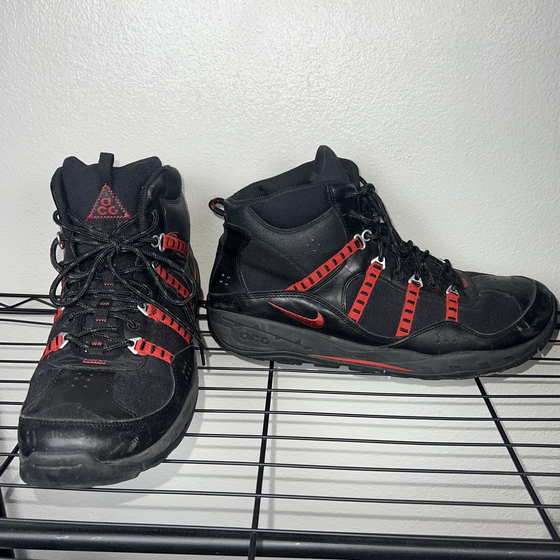 Nike ACG Black Men’s Hiking Boots