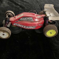 Team Associated Race Buggy B4.2