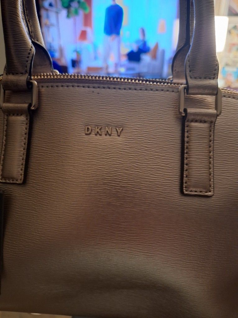 DKNY Gold Purse Brand New
