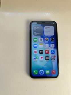 iPhone 11 64GB Unlocked