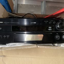 Yamaha Receiver 