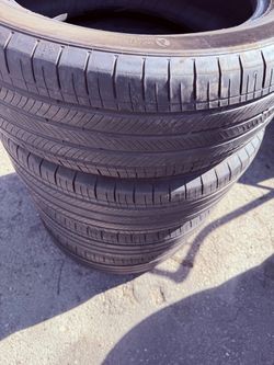Qty 4 Michelin tires 215/55-17 $120/set!