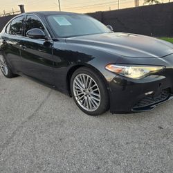 2018 Alfa Romeo Giulia 