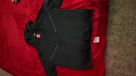 Black Nike tech sz M