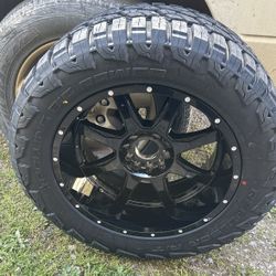 Moto Metal Wheels and New Tires. 