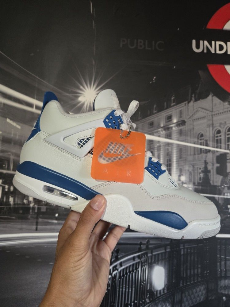 Jordan 4 'Military Blue