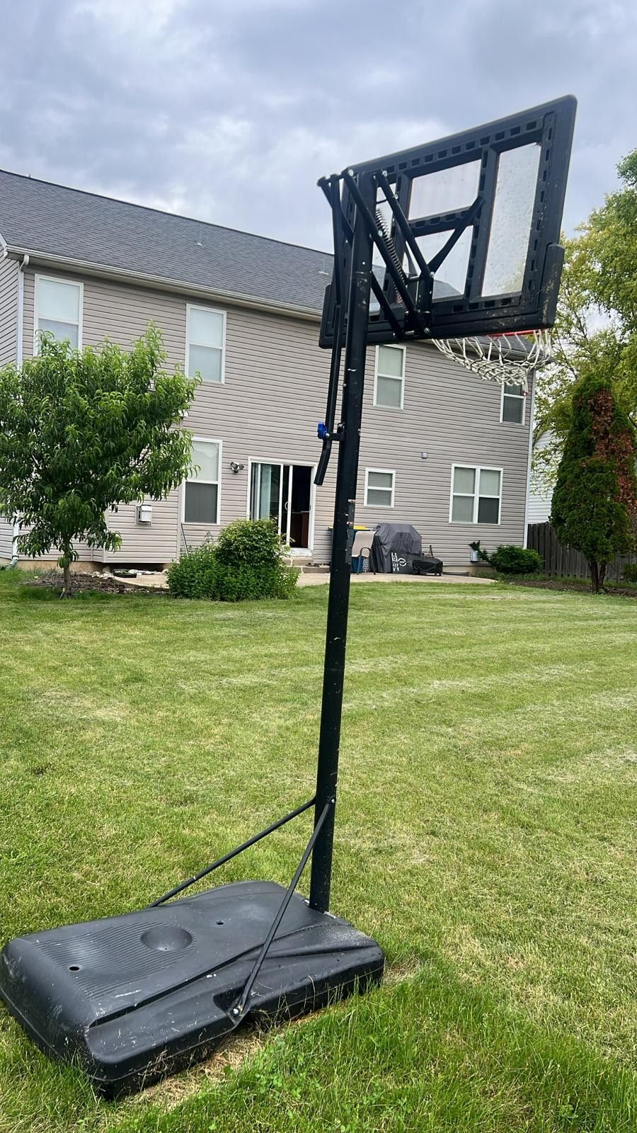 Basketball Hoop Kind Brand New Little Used